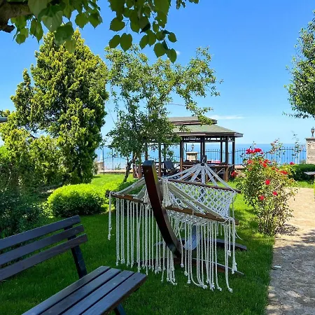 Heaven White Palace * Bostanci