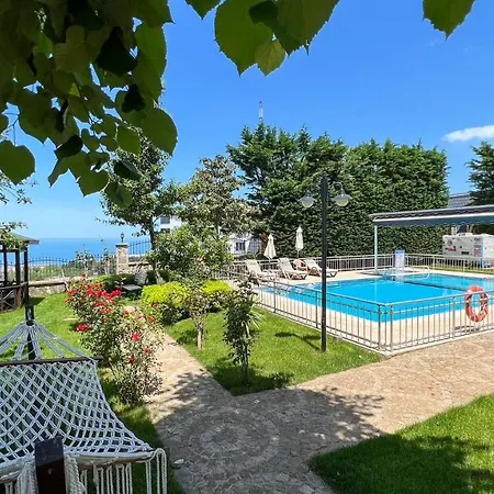 Heaven White Palace Βίλα Bostanci