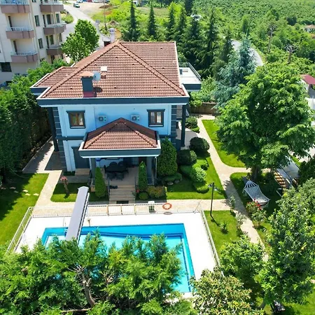 Villa Heaven White Palace